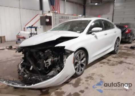 2016 Chrysler 200 C from USA, damaged, VIN 1C3CCCEG3GN110327